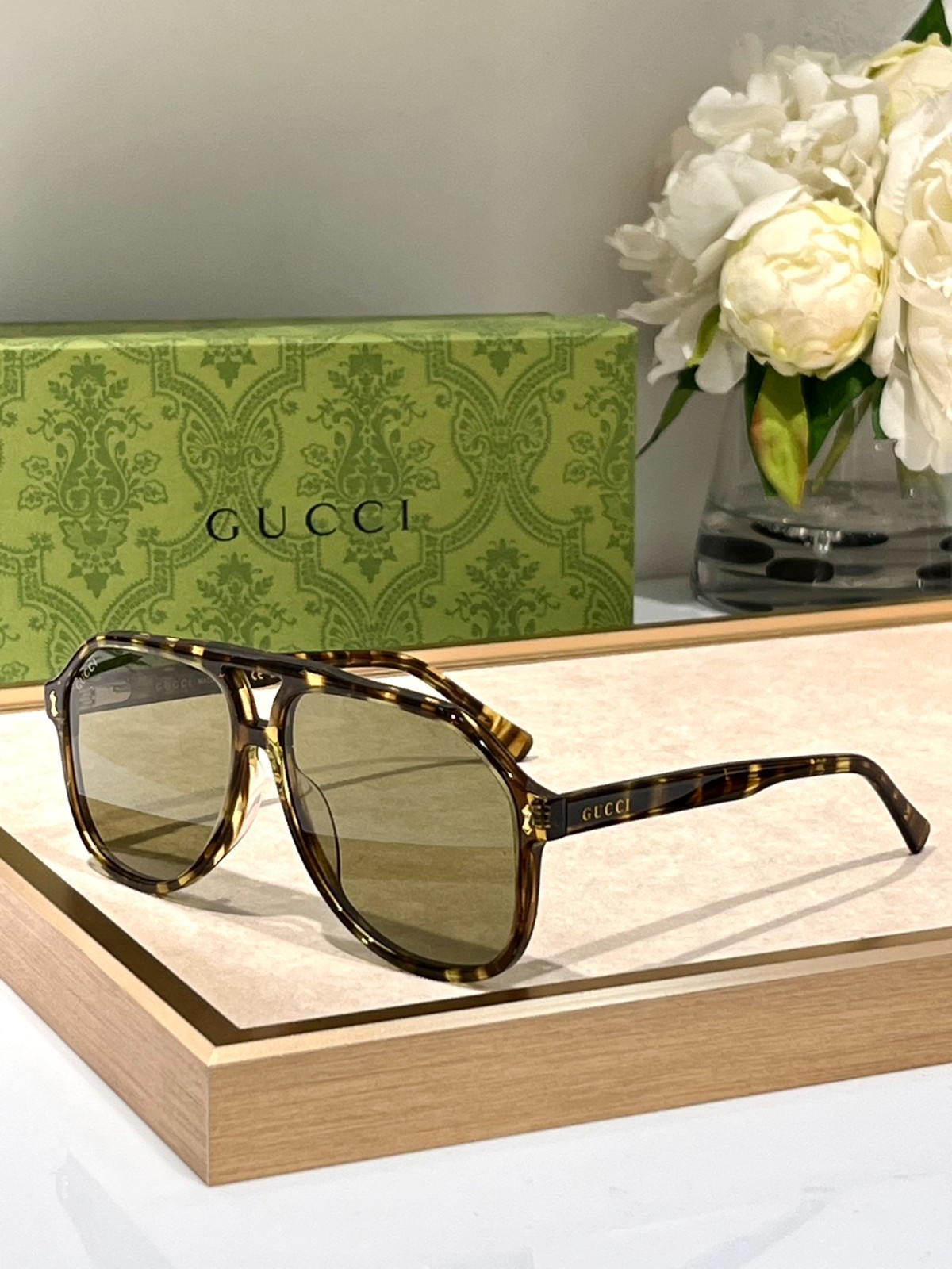 Gucci 02 glasses