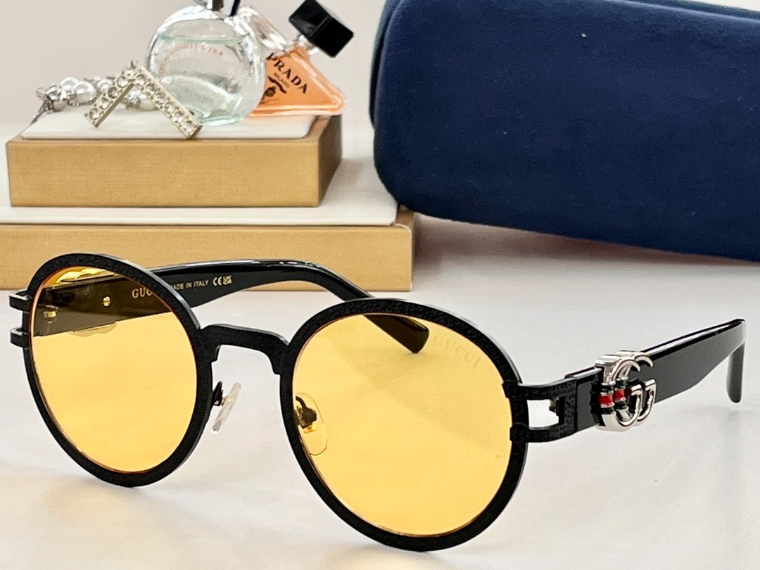 Gucci 02 glasses