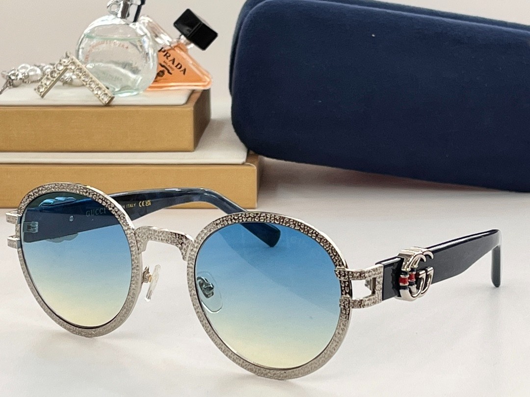 Gucci 02 glasses