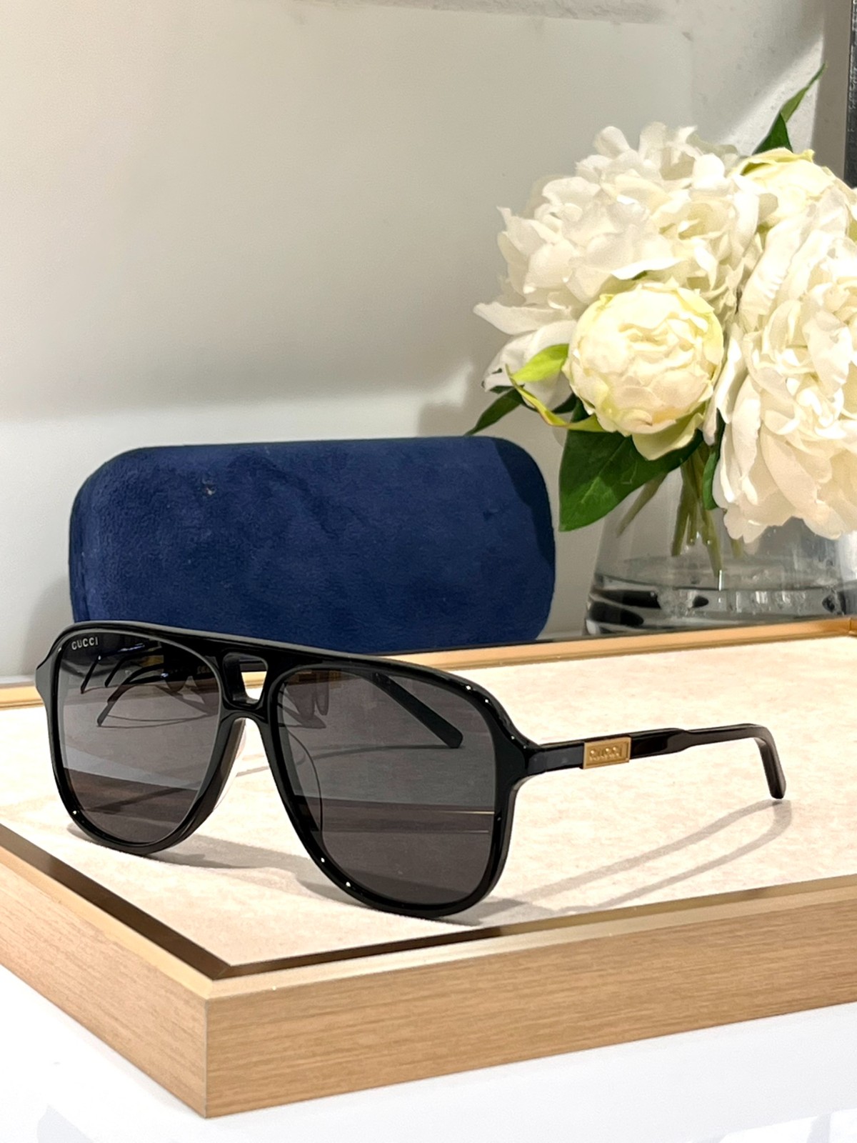 Gucci 02 glasses