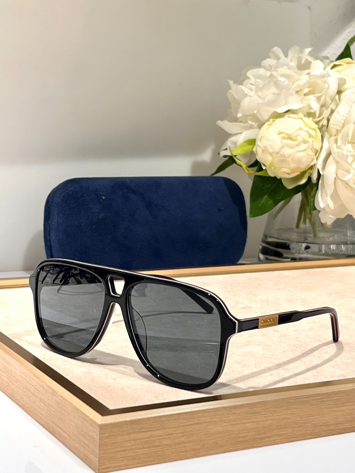Gucci 02 glasses