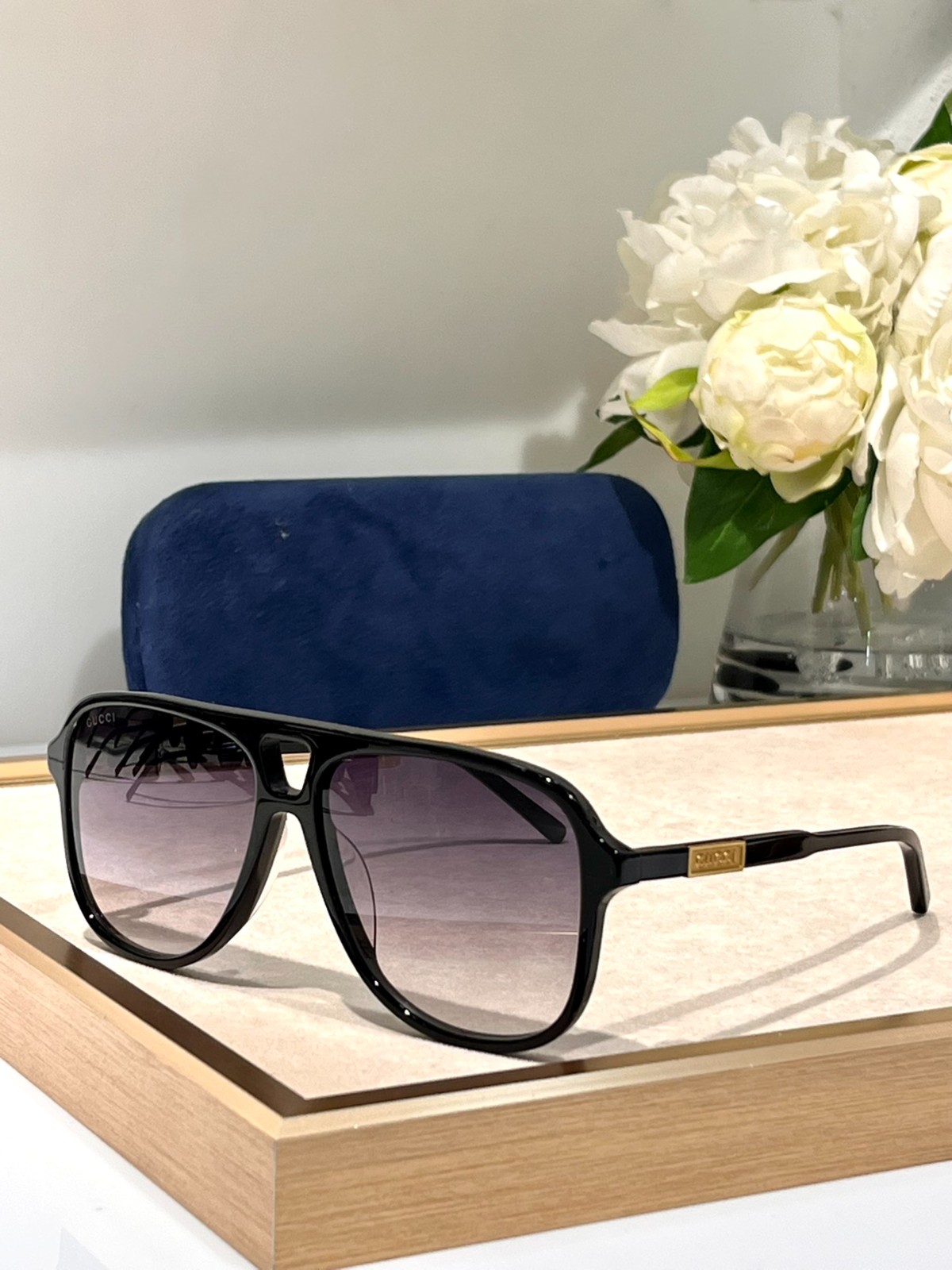 Gucci 02 glasses