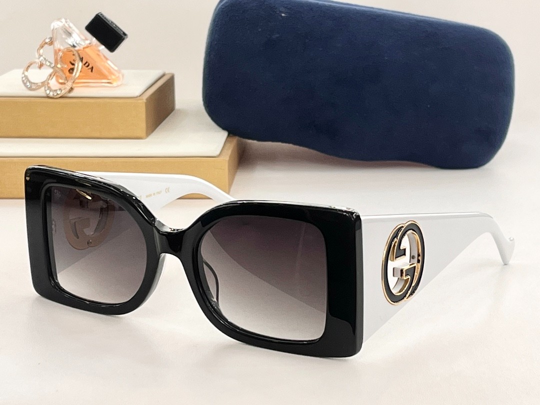 Gucci 02 glasses