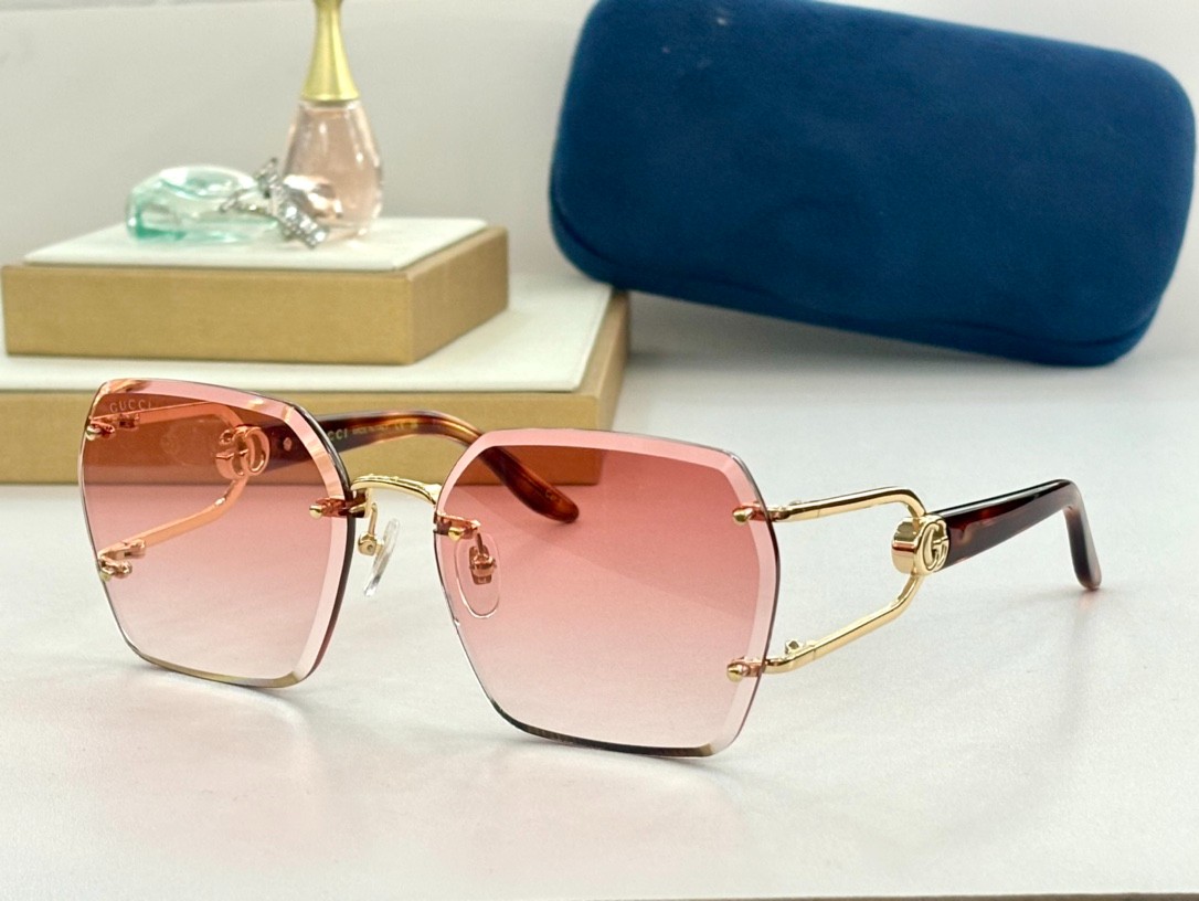 Gucci 02 glasses