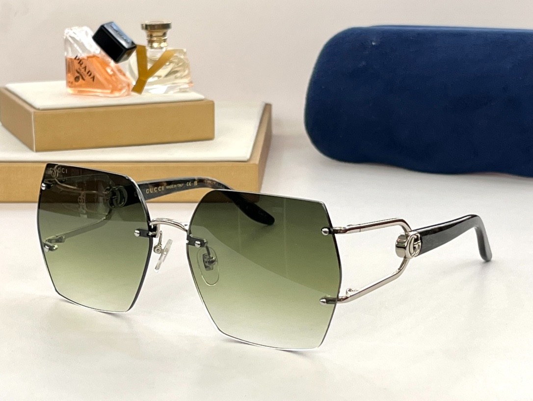 Gucci 02 glasses