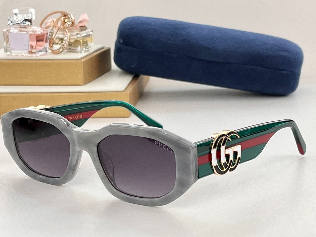 Gucci 02 glasses