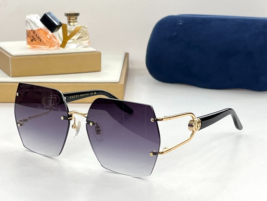 Gucci 02 glasses