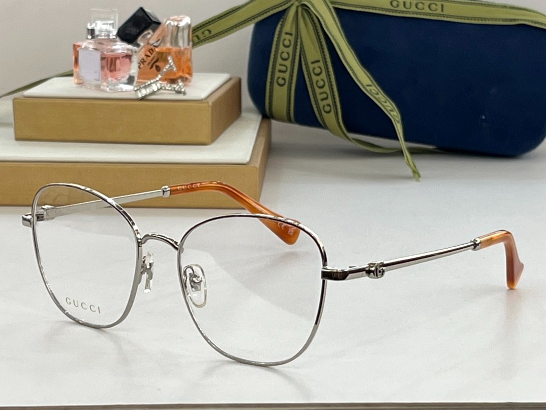 Gucci 02 glasses