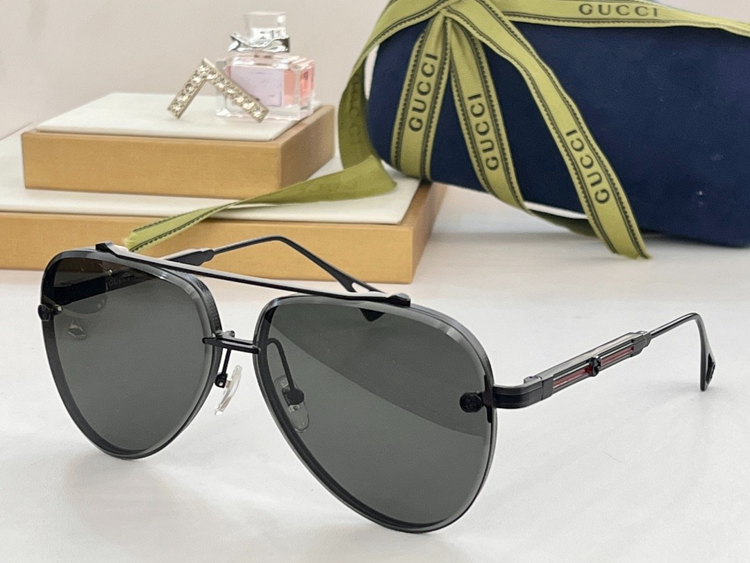 Gucci 02 glasses