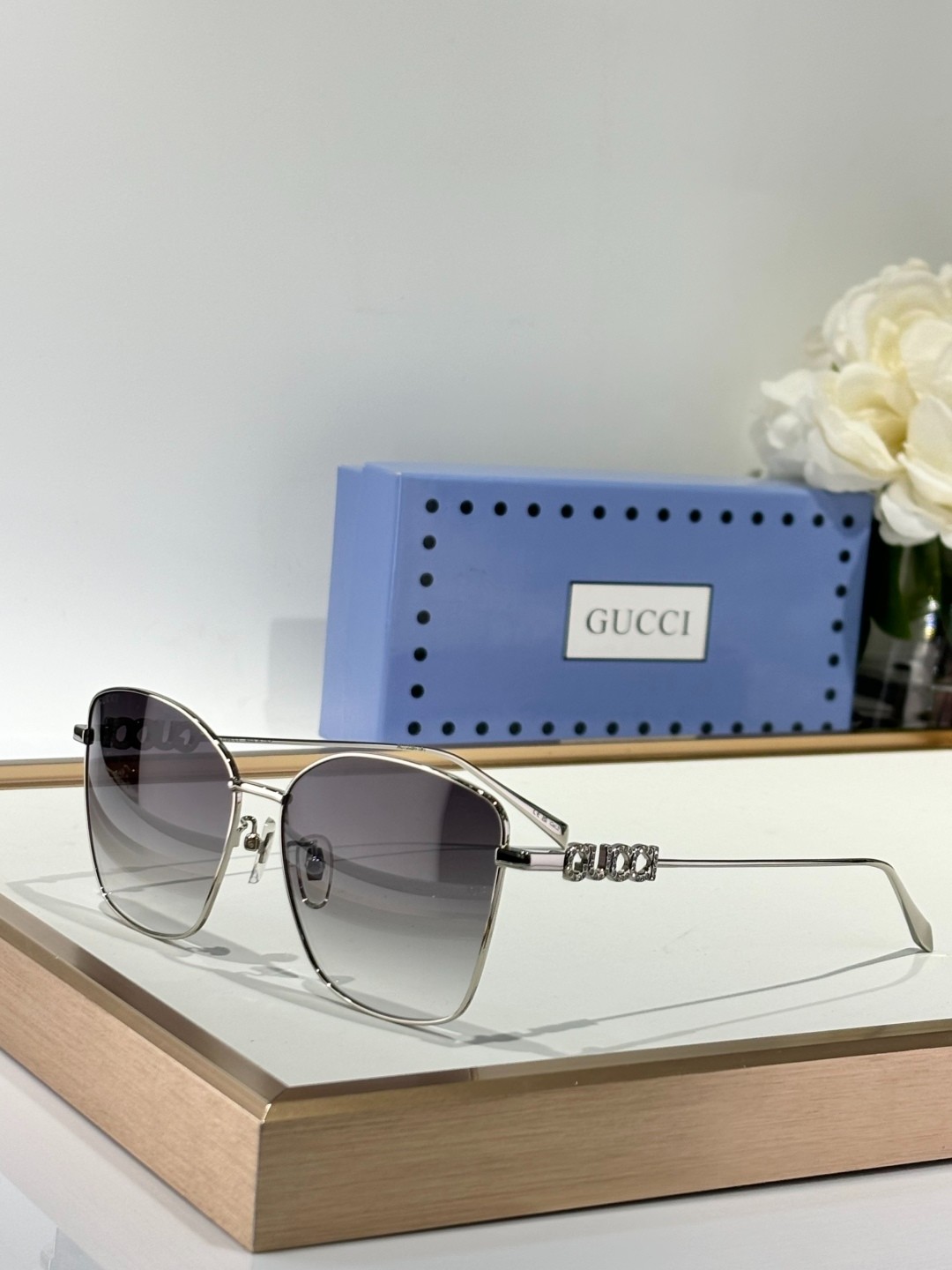 Gucci 01 glasses