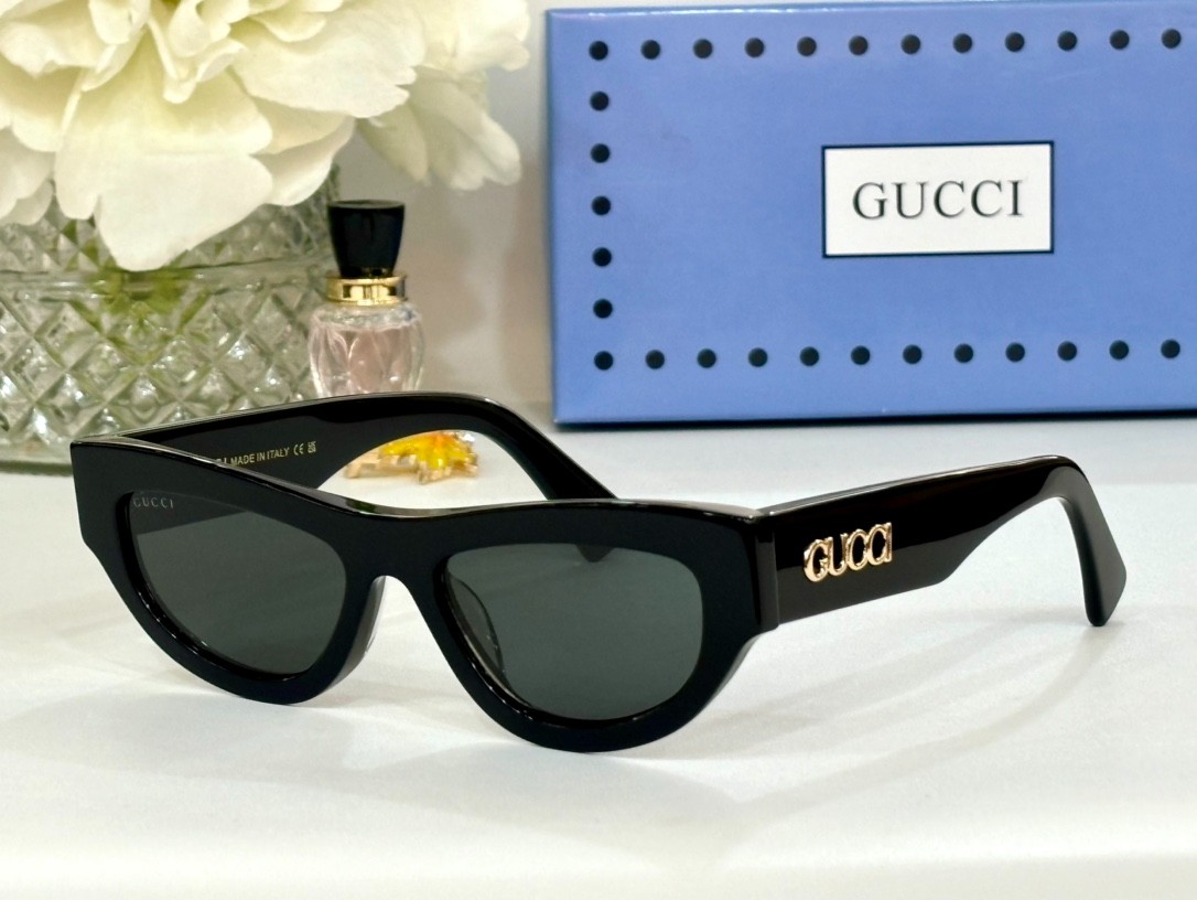 Gucci 01 glasses