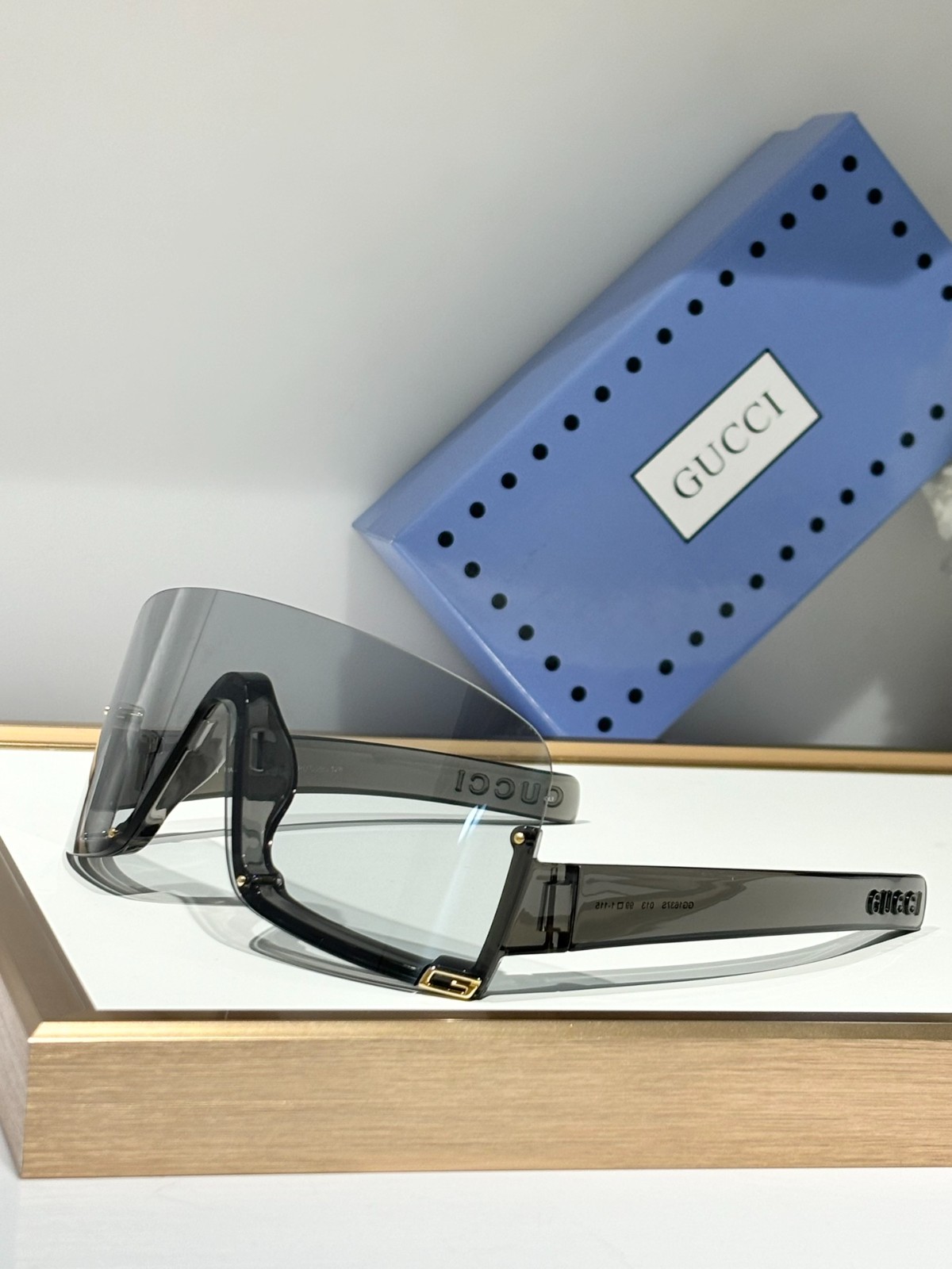 Gucci 01 glasses