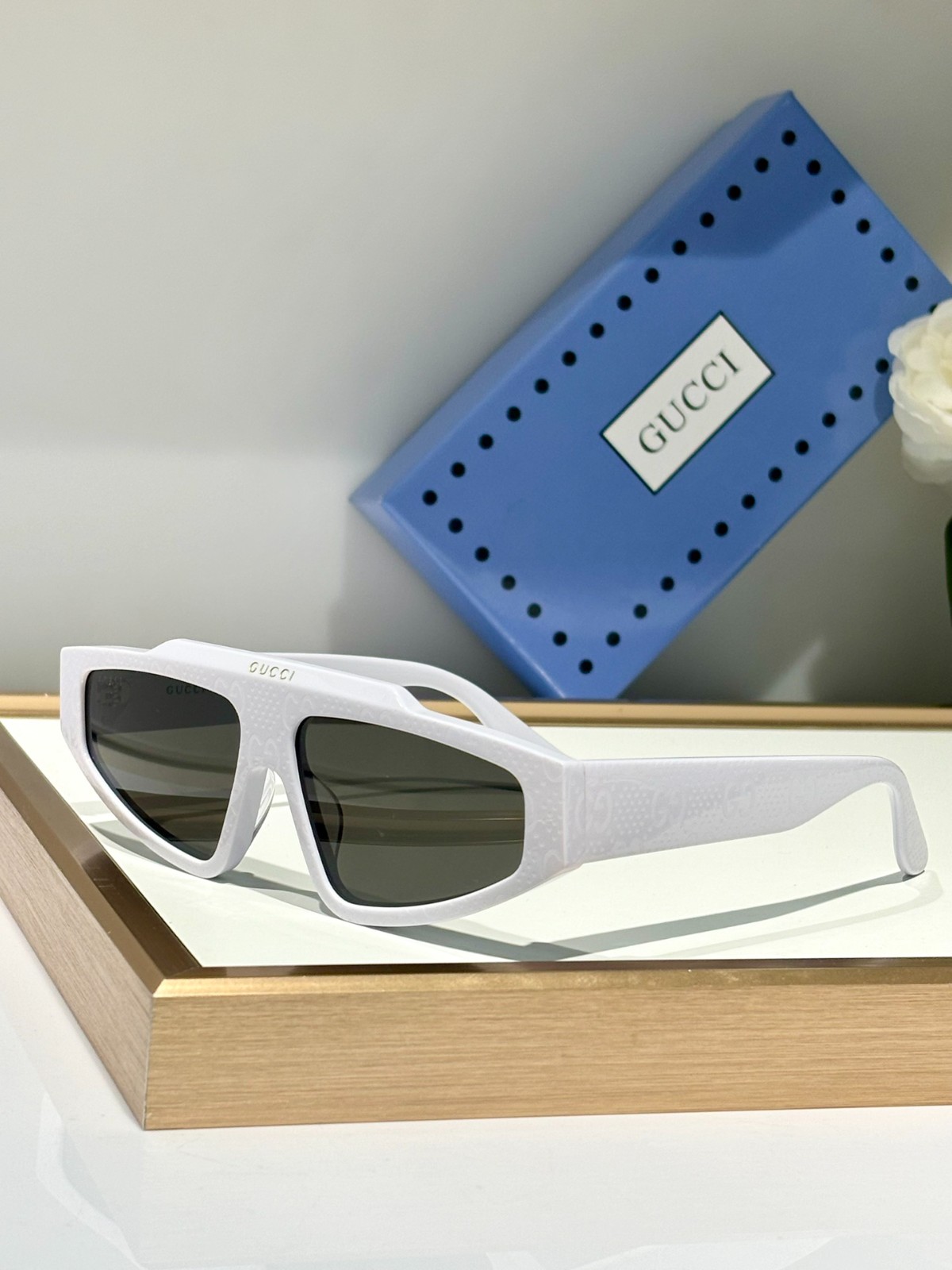 Gucci 01 glasses