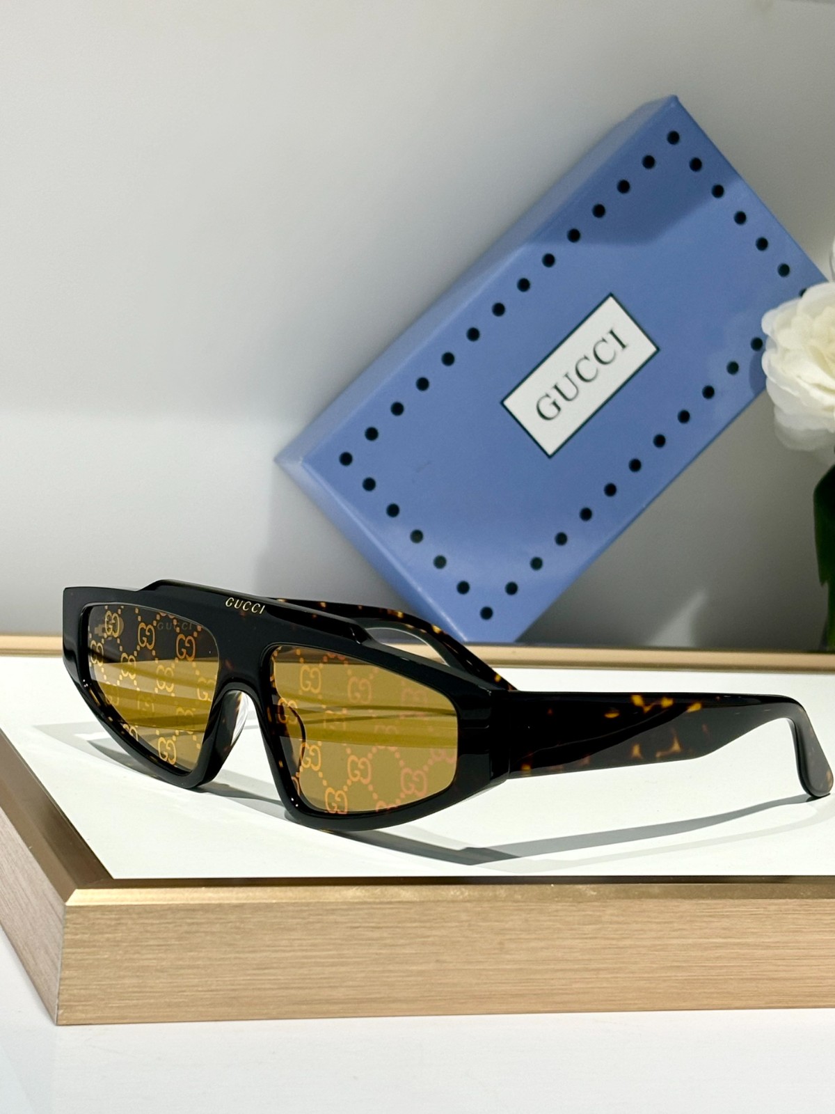Gucci 01 glasses