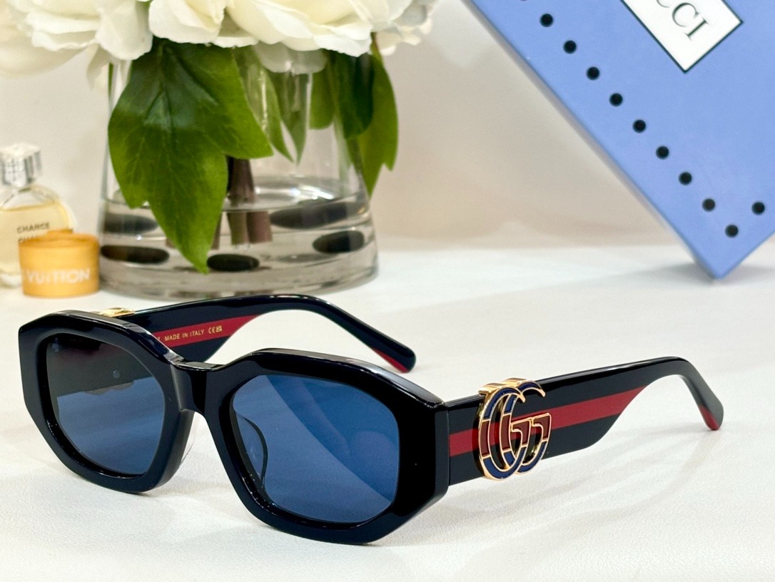 Gucci 01 glasses