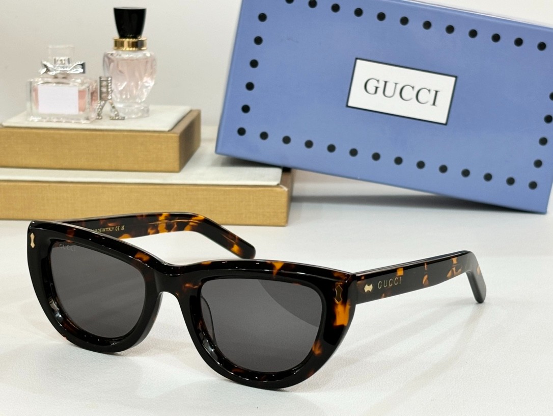 Gucci 01 glasses