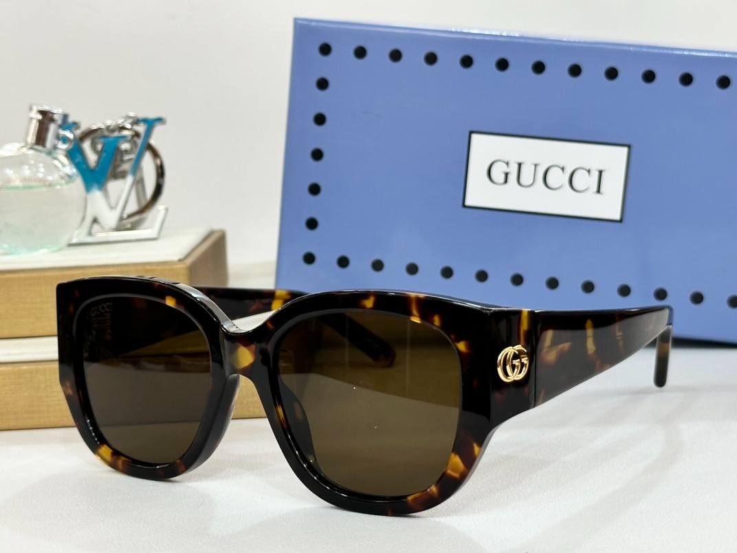Gucci 01 glasses