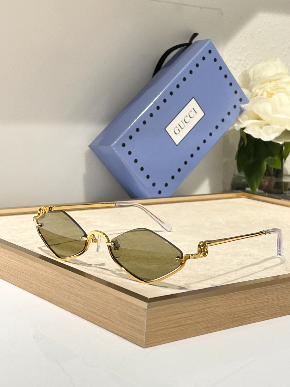 Gucci 01 glasses