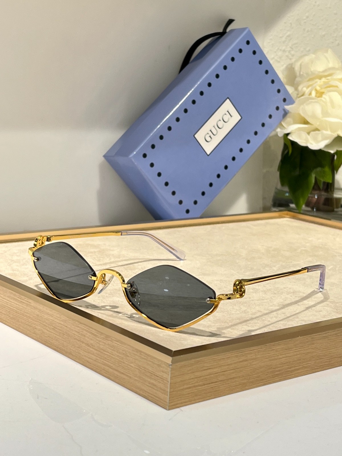 Gucci 01 glasses