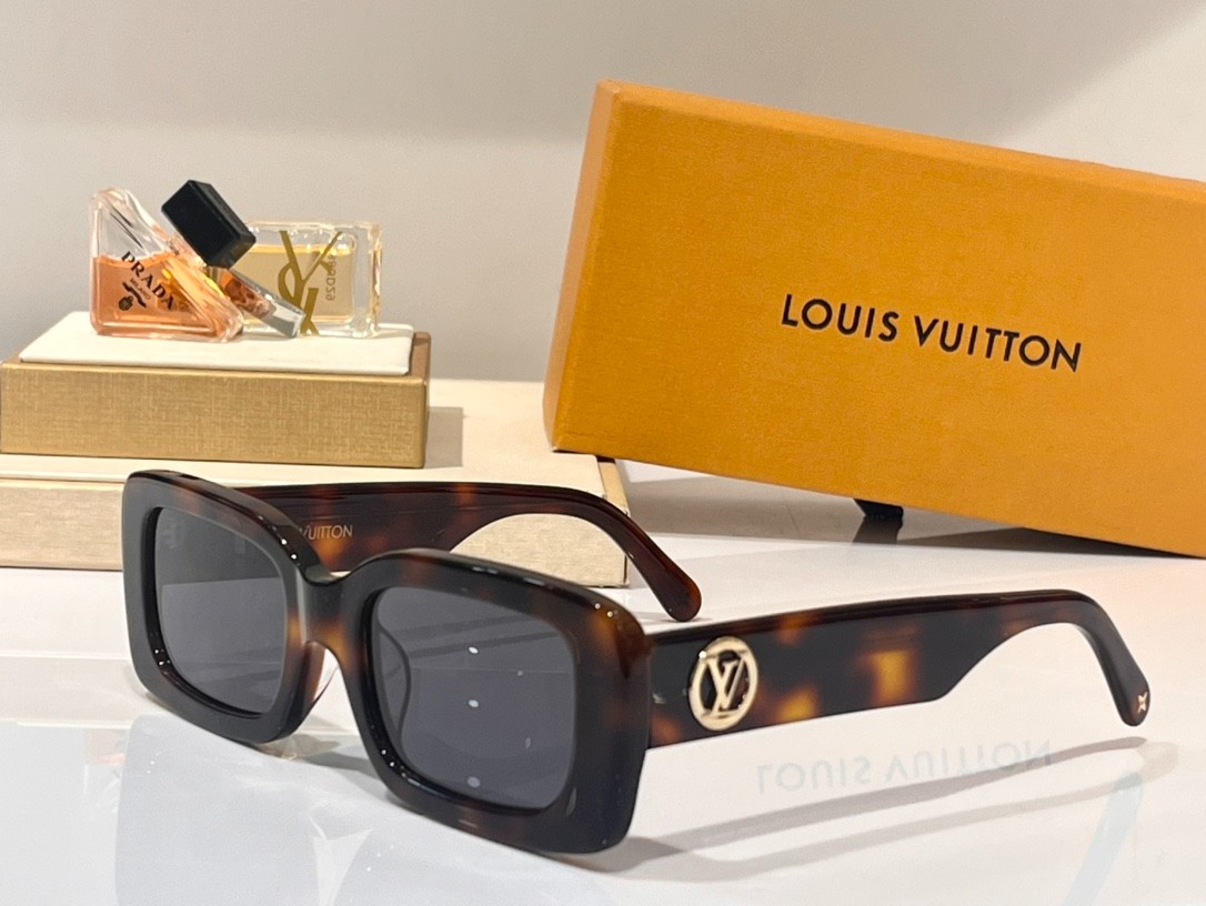 LV 02 glasses