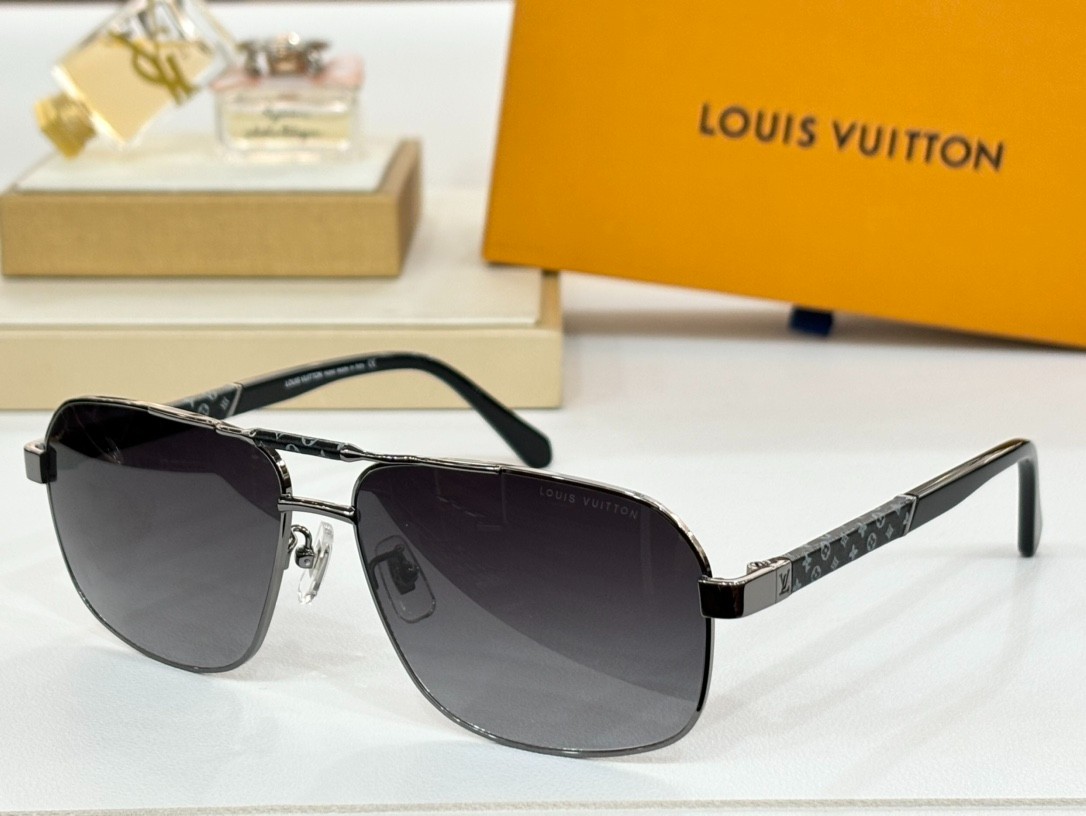 LV 02 glasses