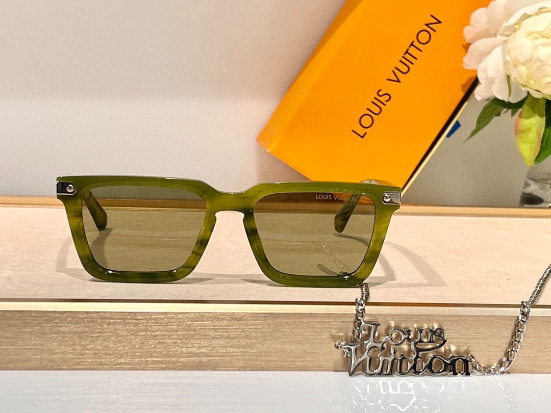 LV 02 glasses