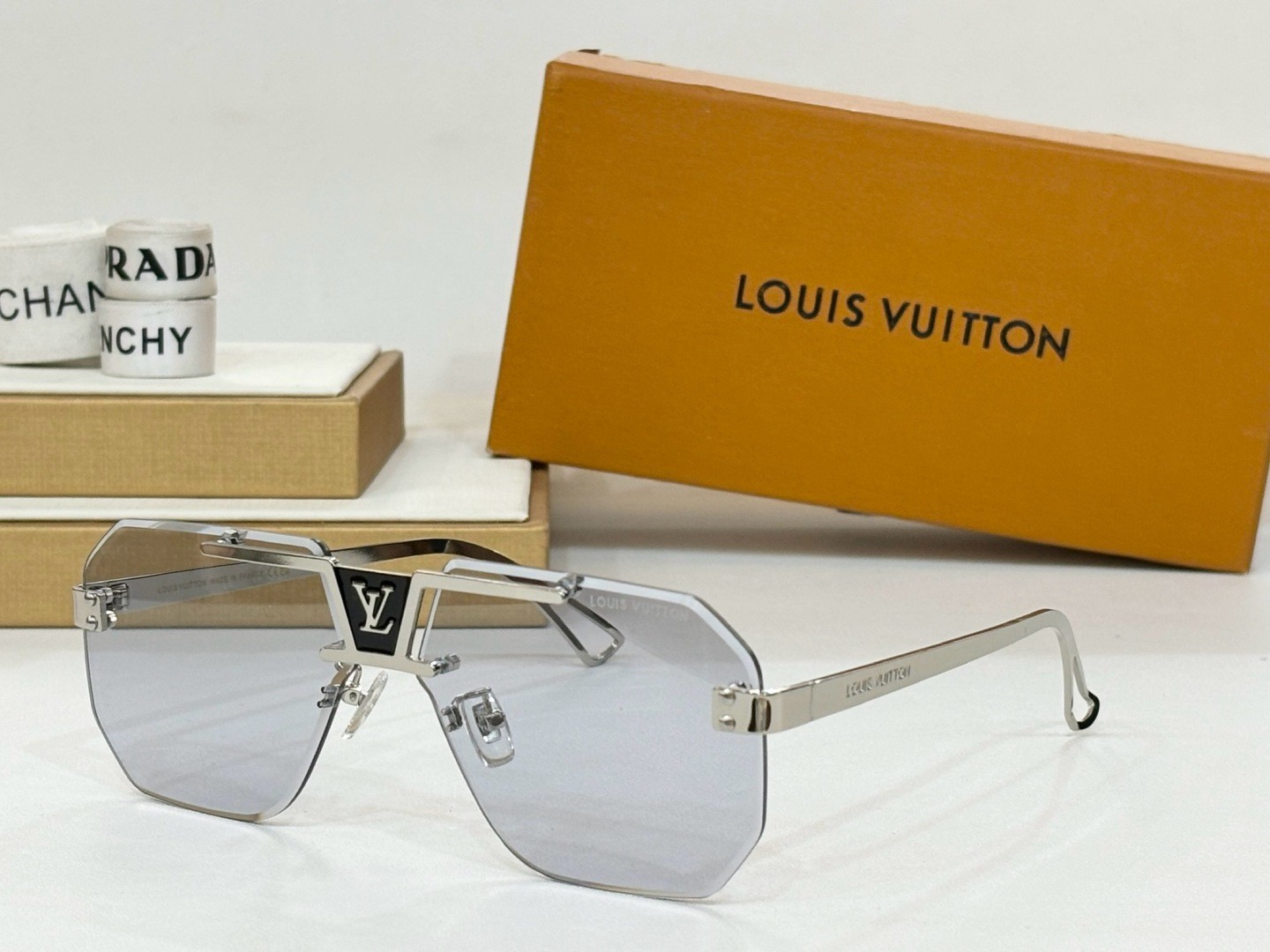 LV 01 glasses