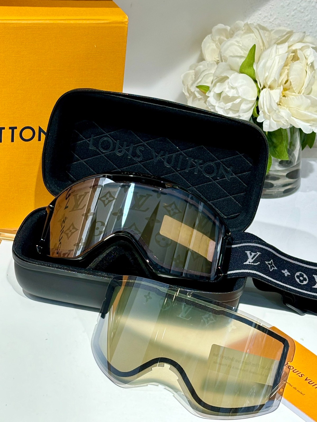 LV 01 glasses