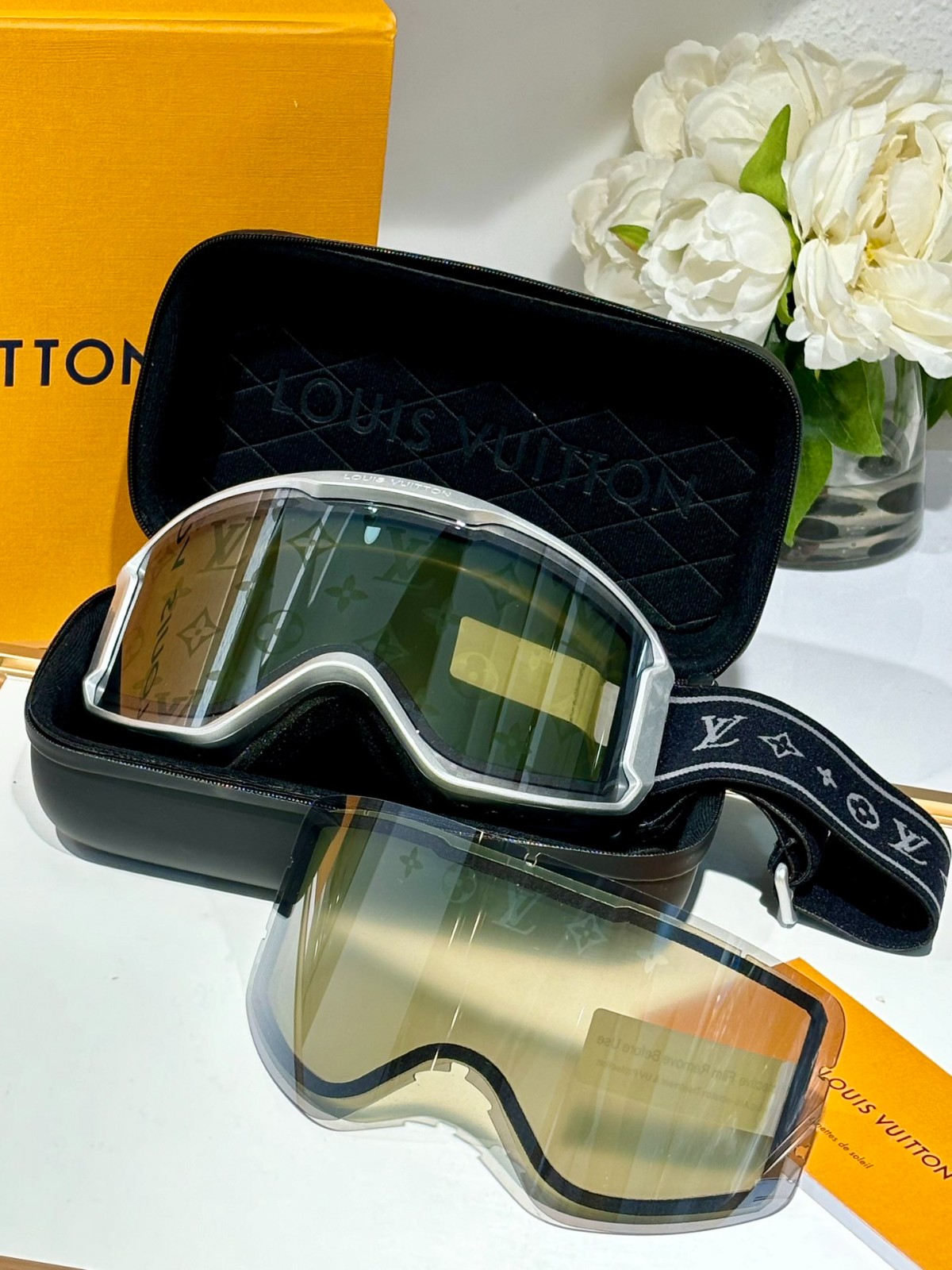 LV 01 glasses
