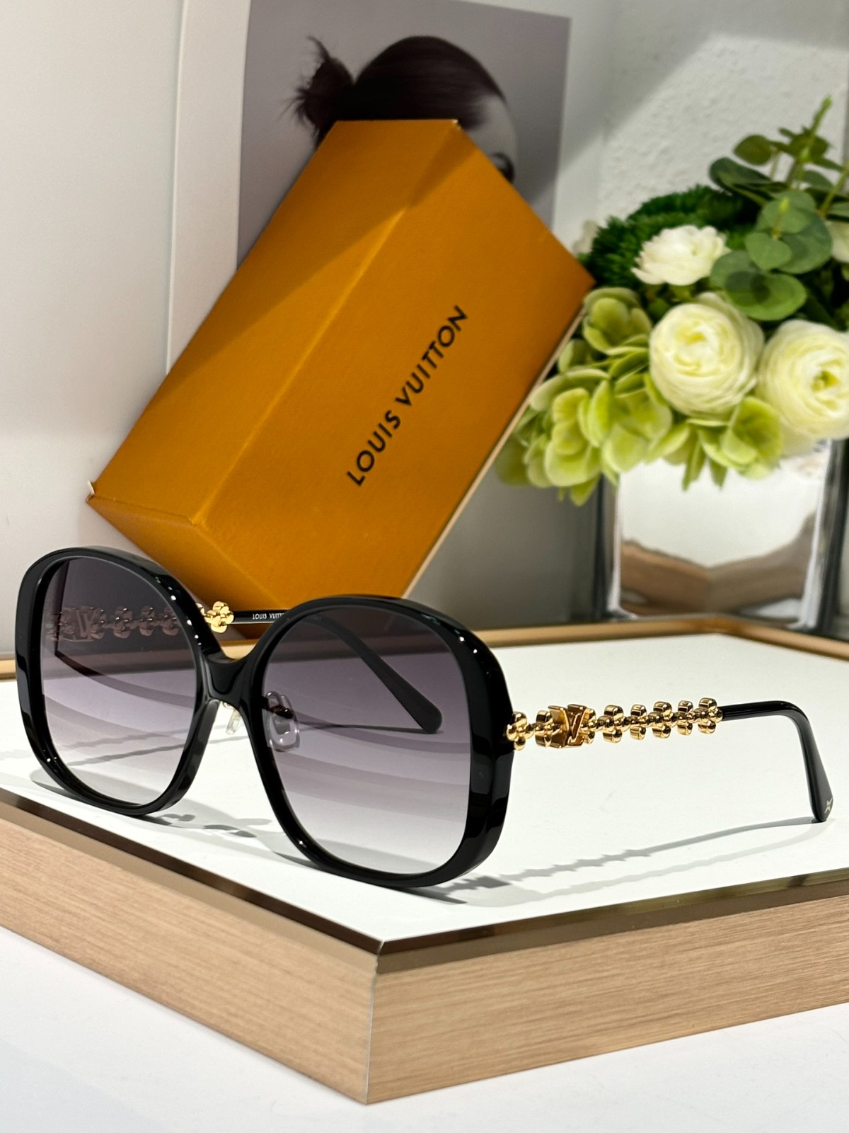 LV 01 glasses
