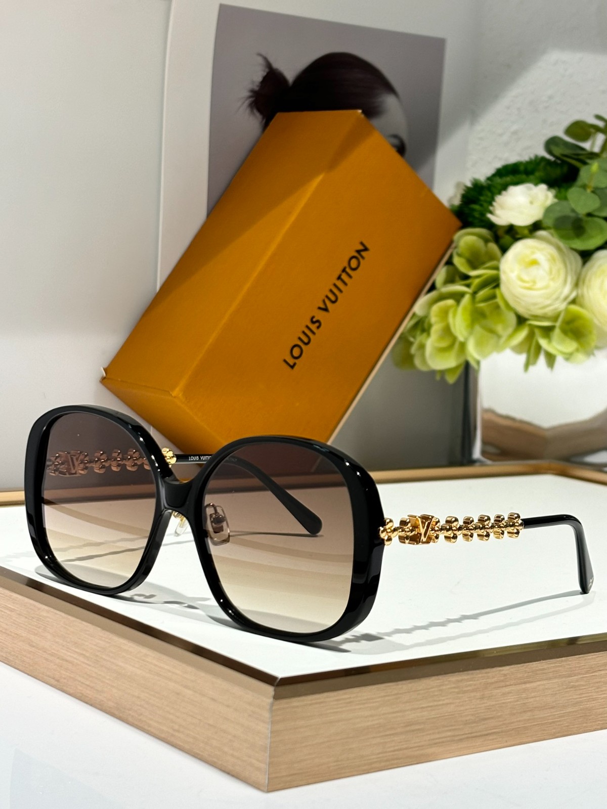 LV 01 glasses