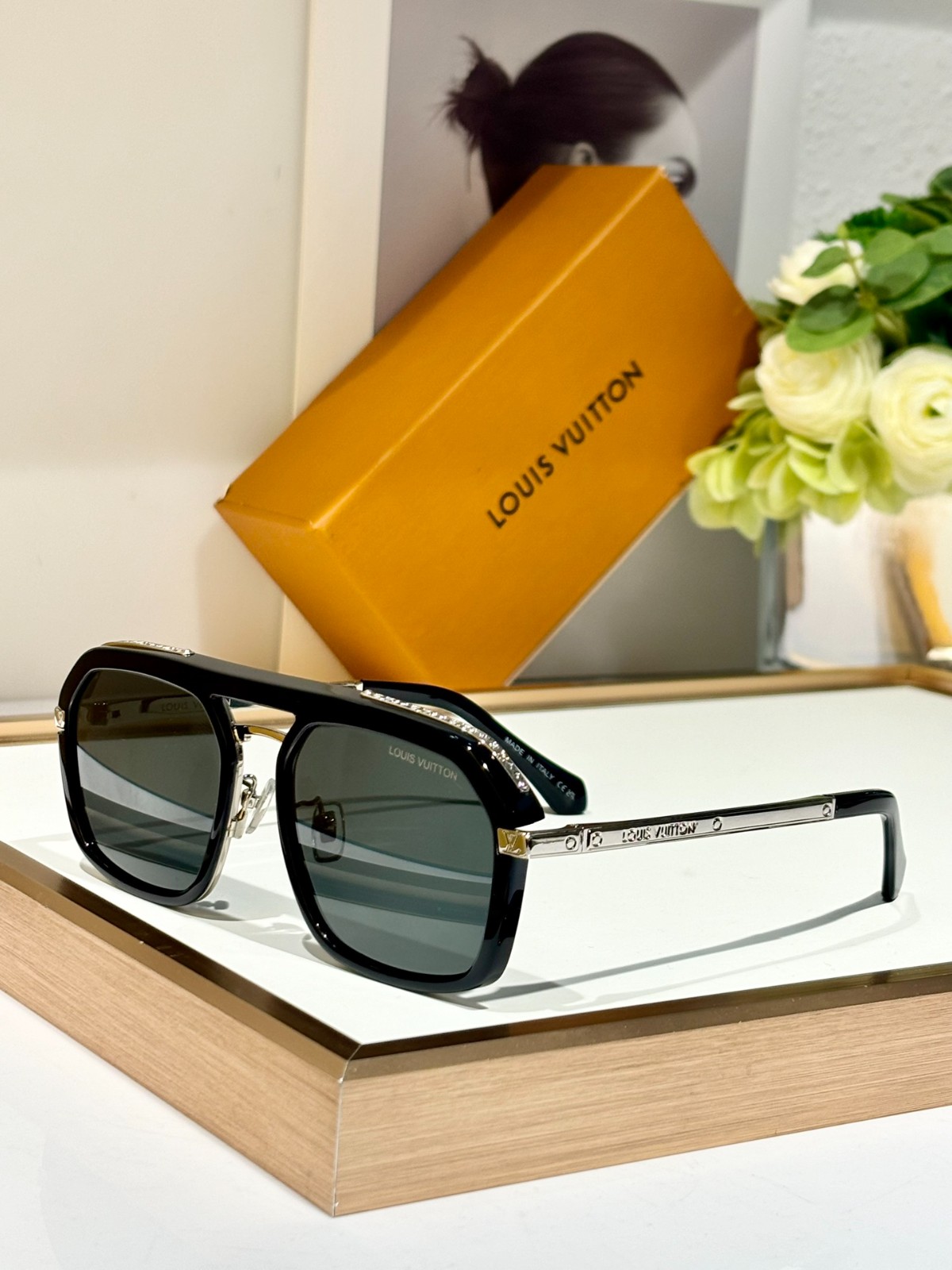 LV 01 glasses