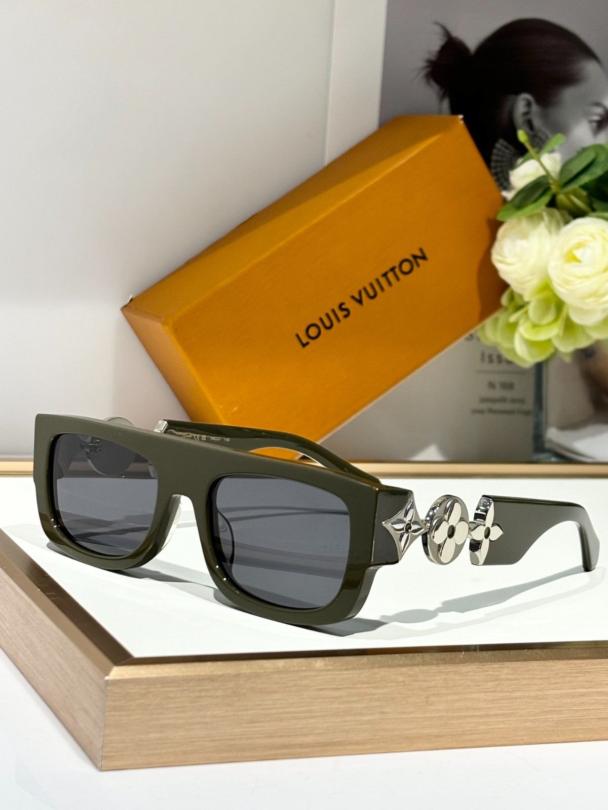 LV 01 glasses