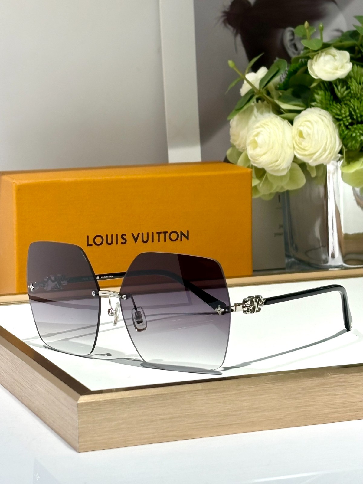 LV 01 glasses