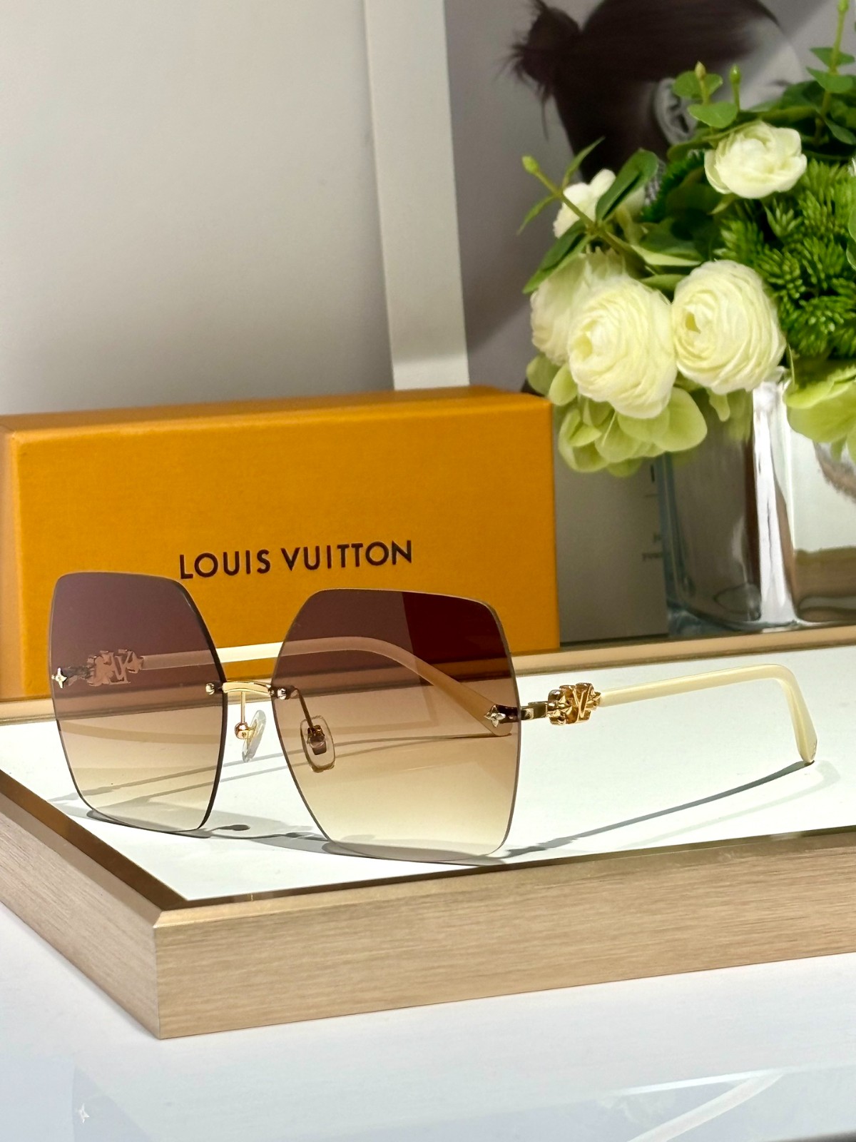 LV 01 glasses