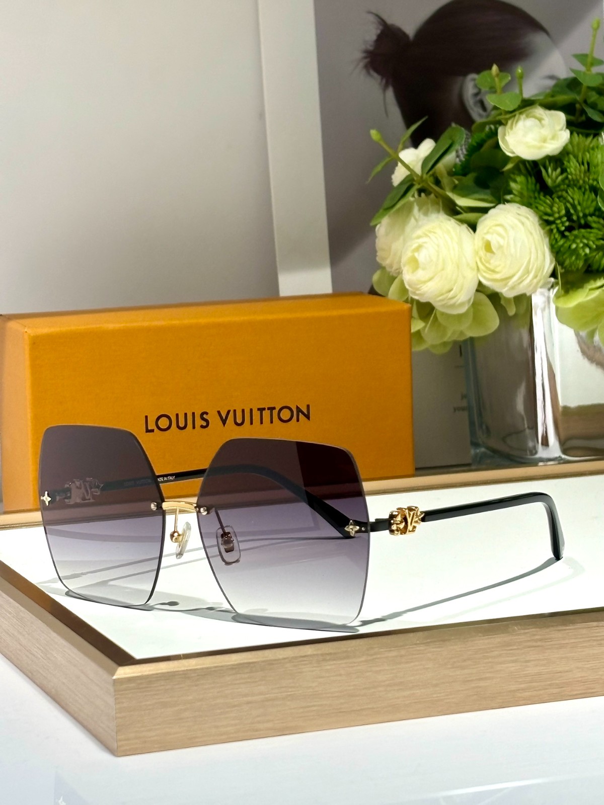 LV 01 glasses