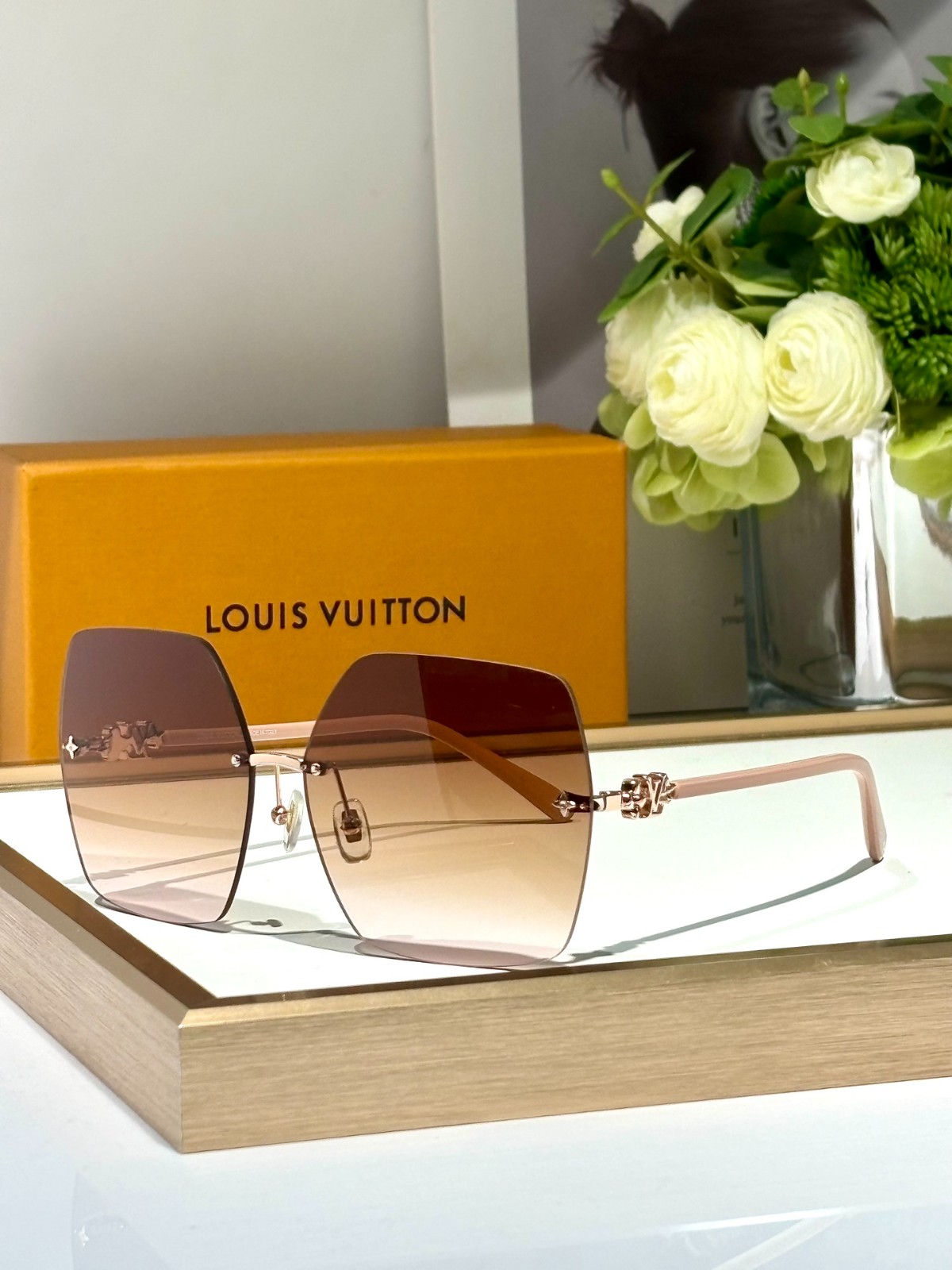 LV 01 glasses
