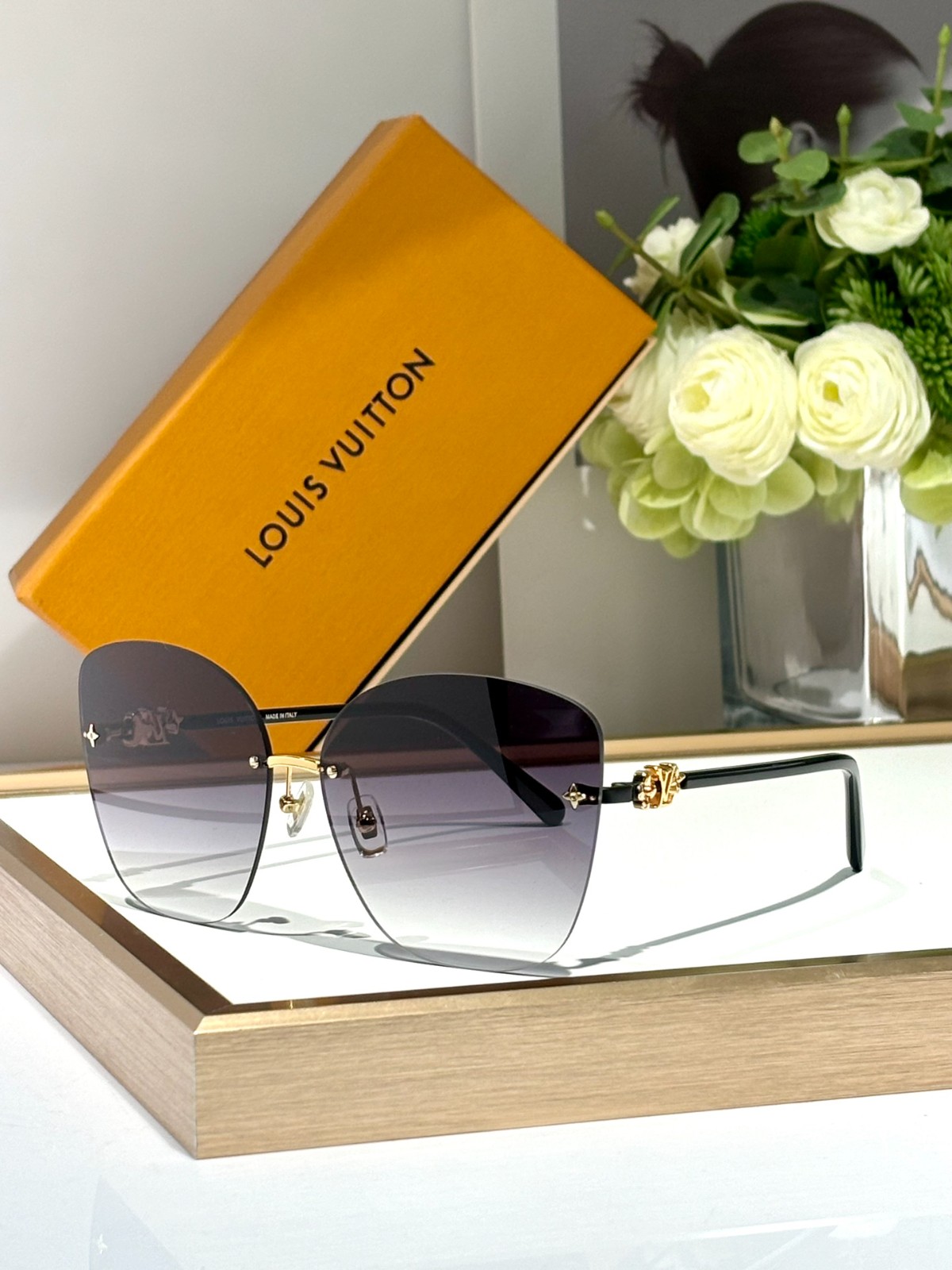LV 01 glasses
