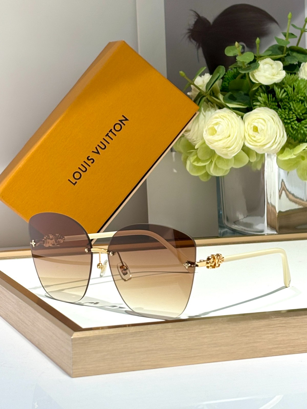 LV 01 glasses