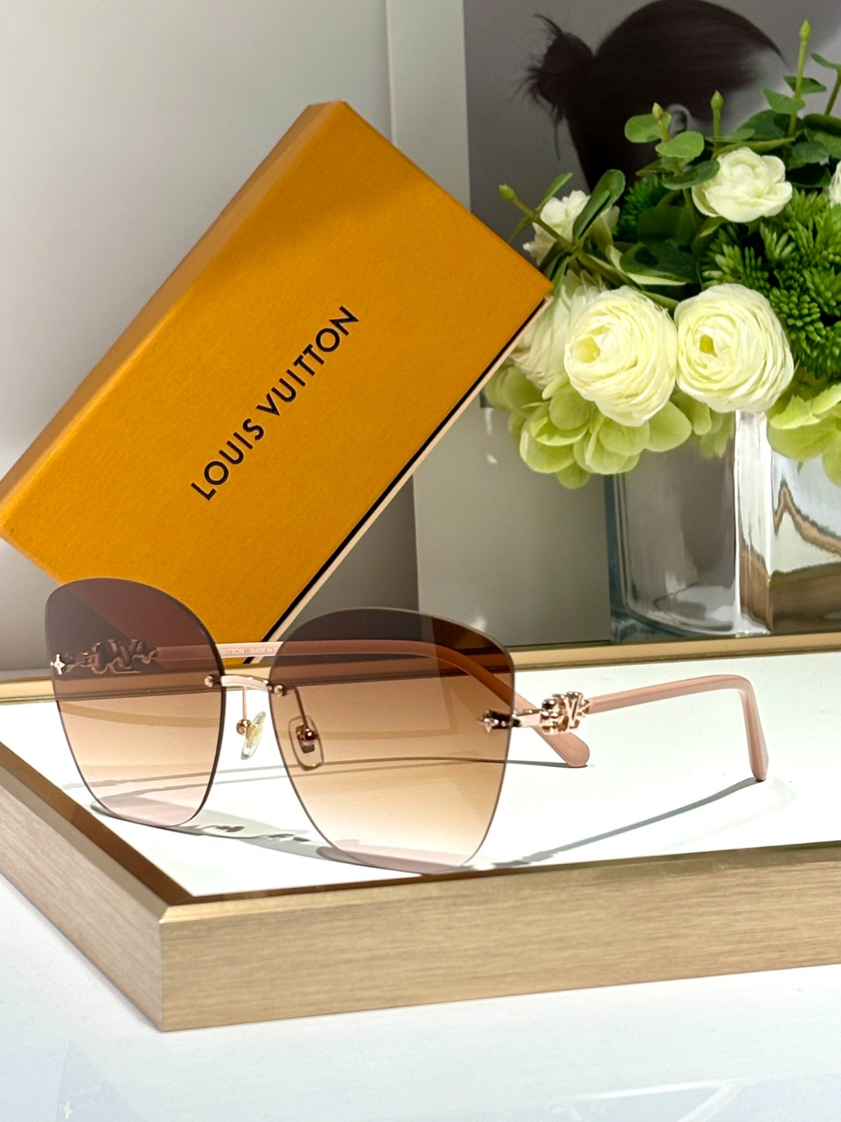 LV 01 glasses