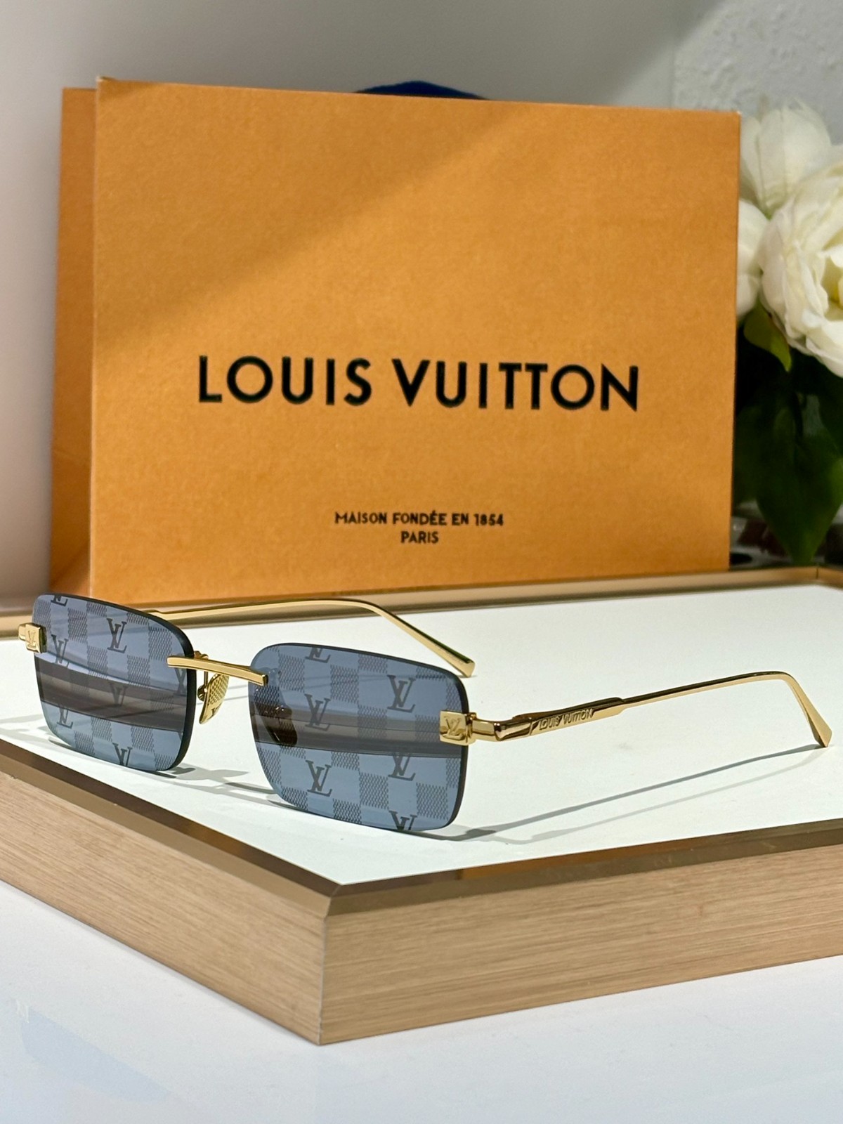 LV 01 glasses