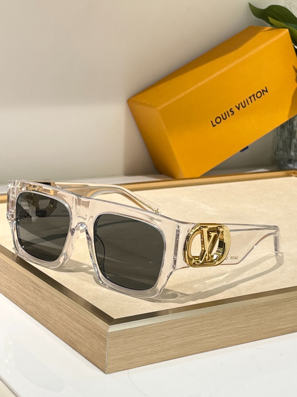 LV 01 glasses
