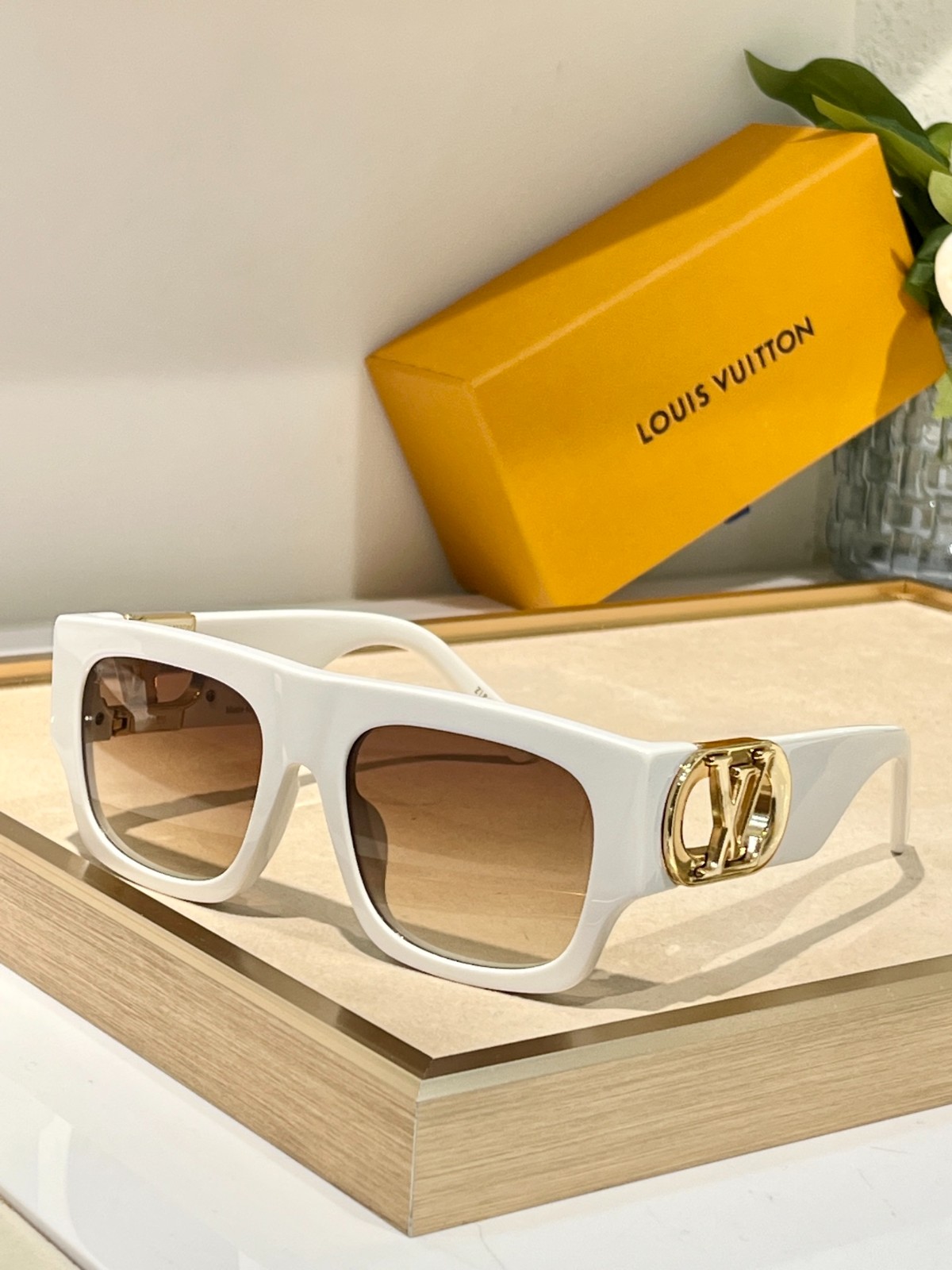 LV 01 glasses
