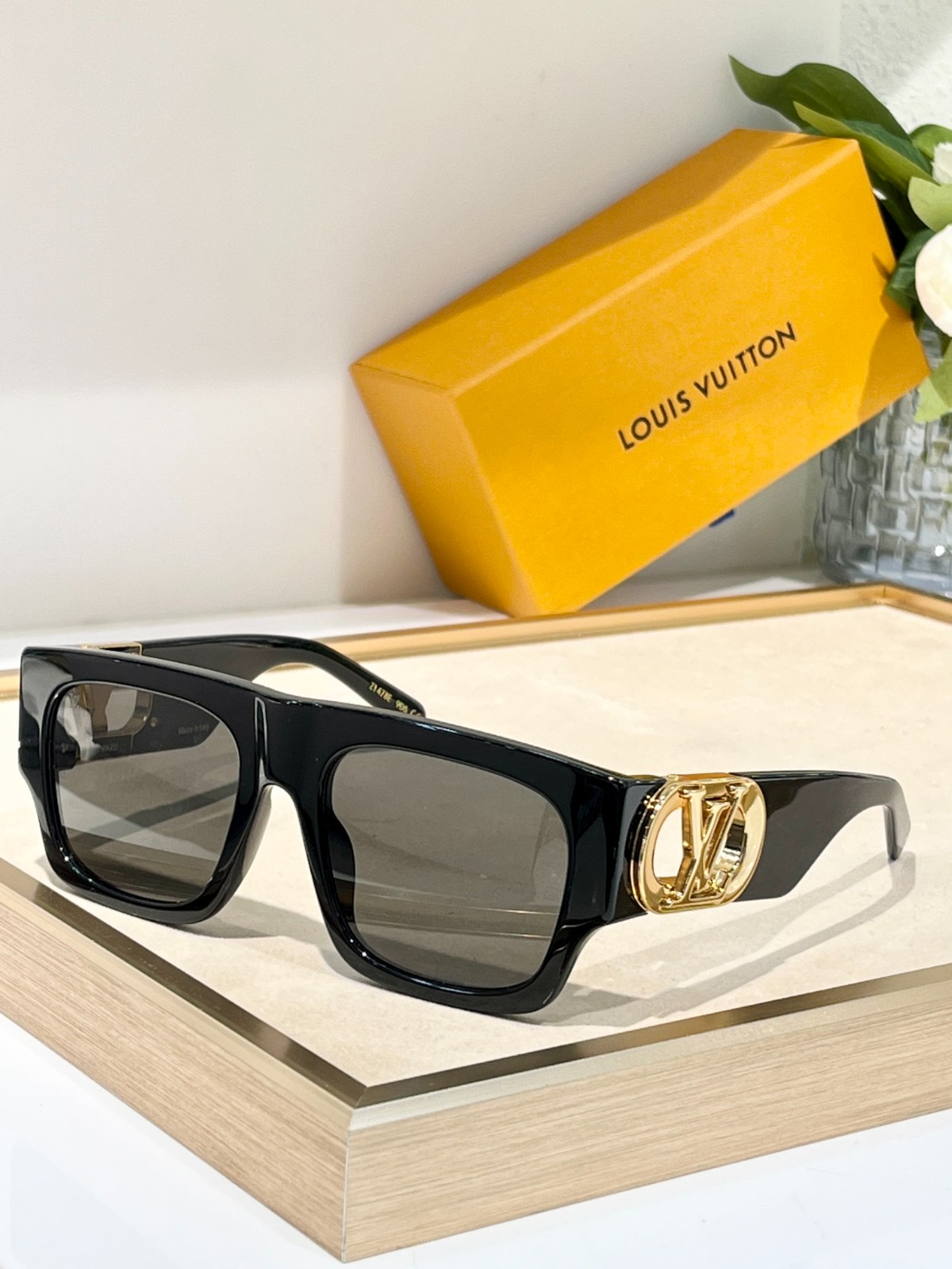 LV 01 glasses