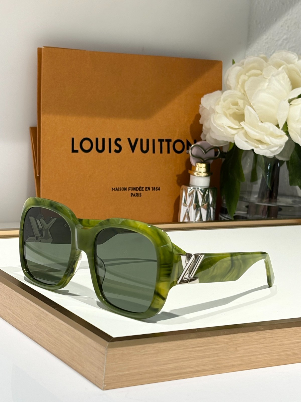 LV 01 glasses