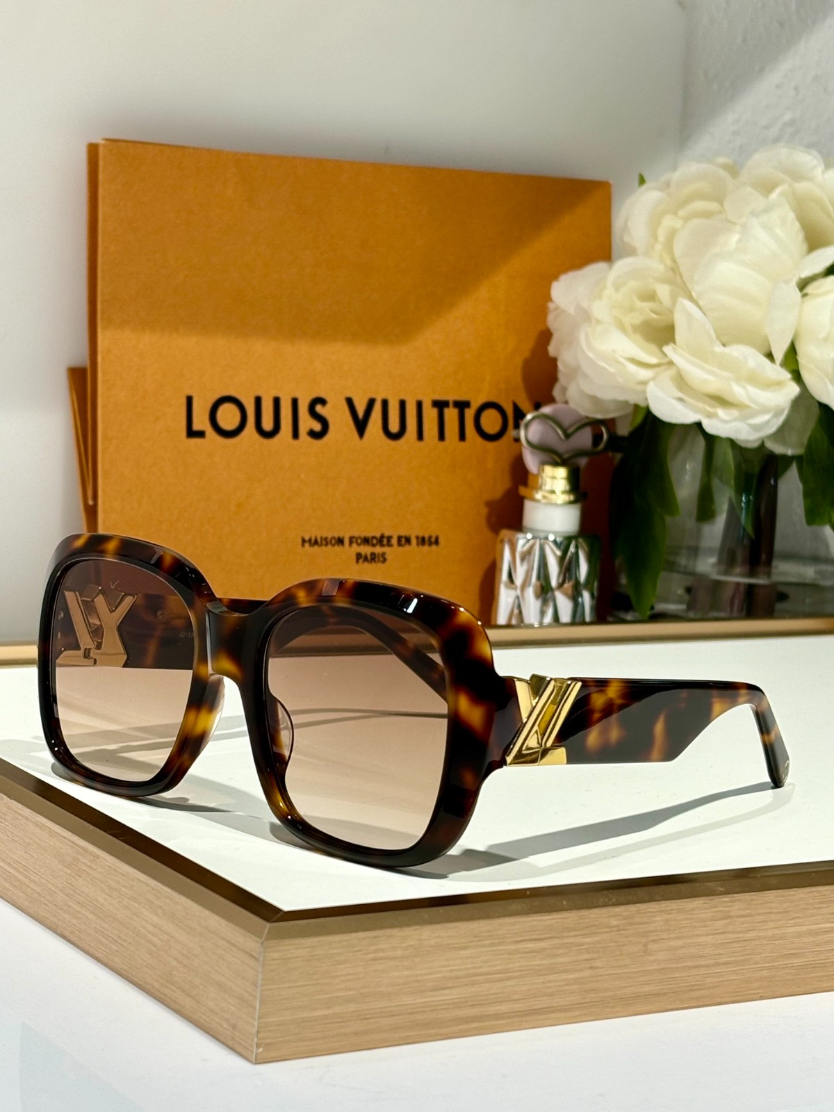LV 01 glasses