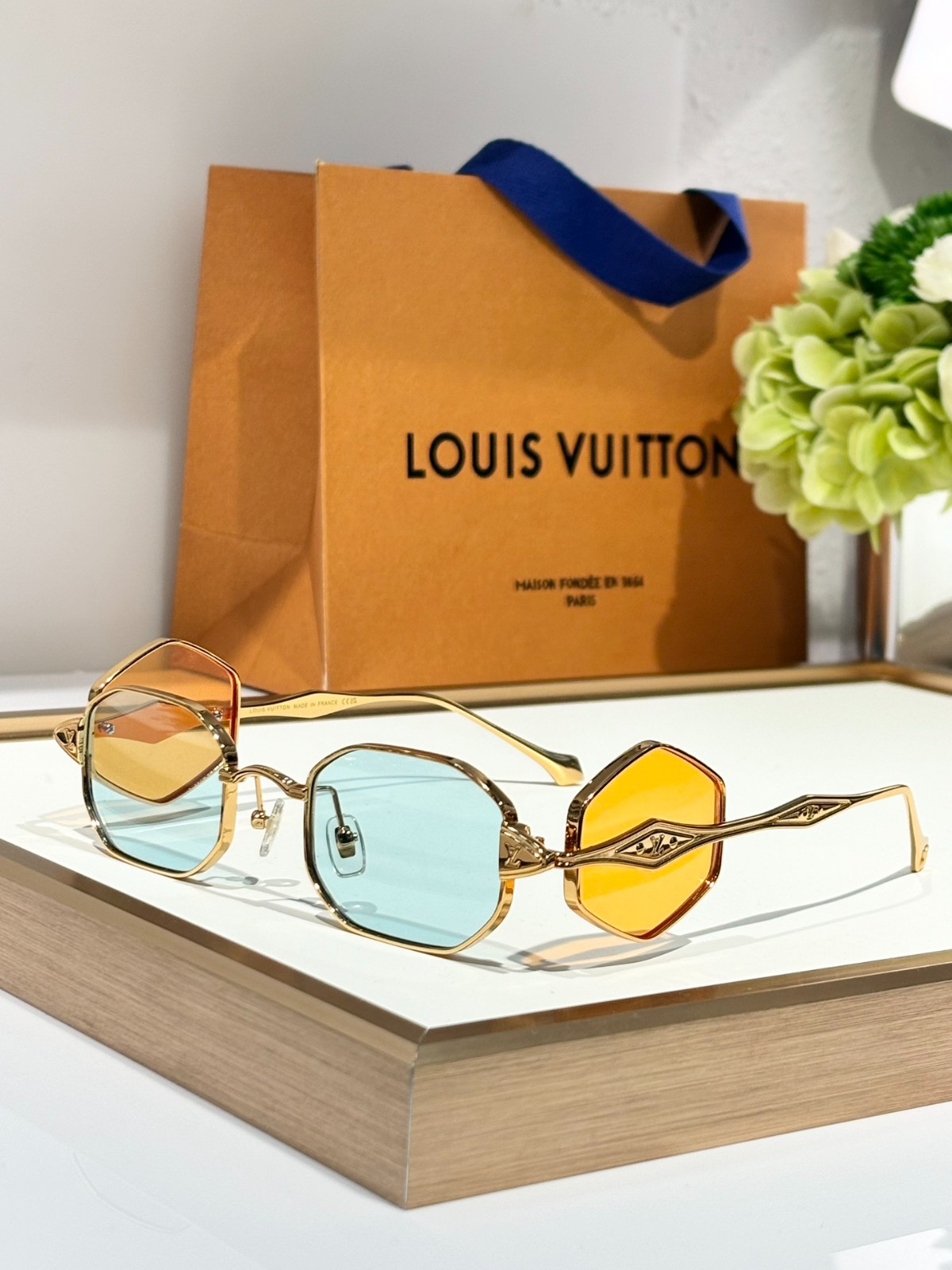 LV 01 glasses