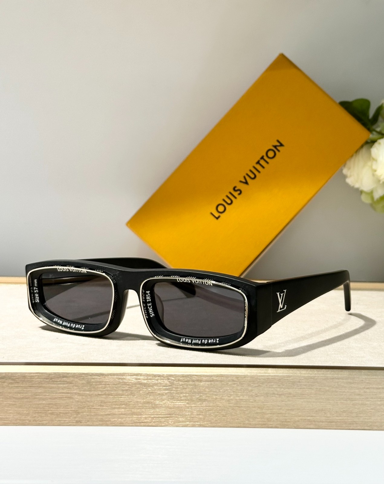 LV 01 glasses