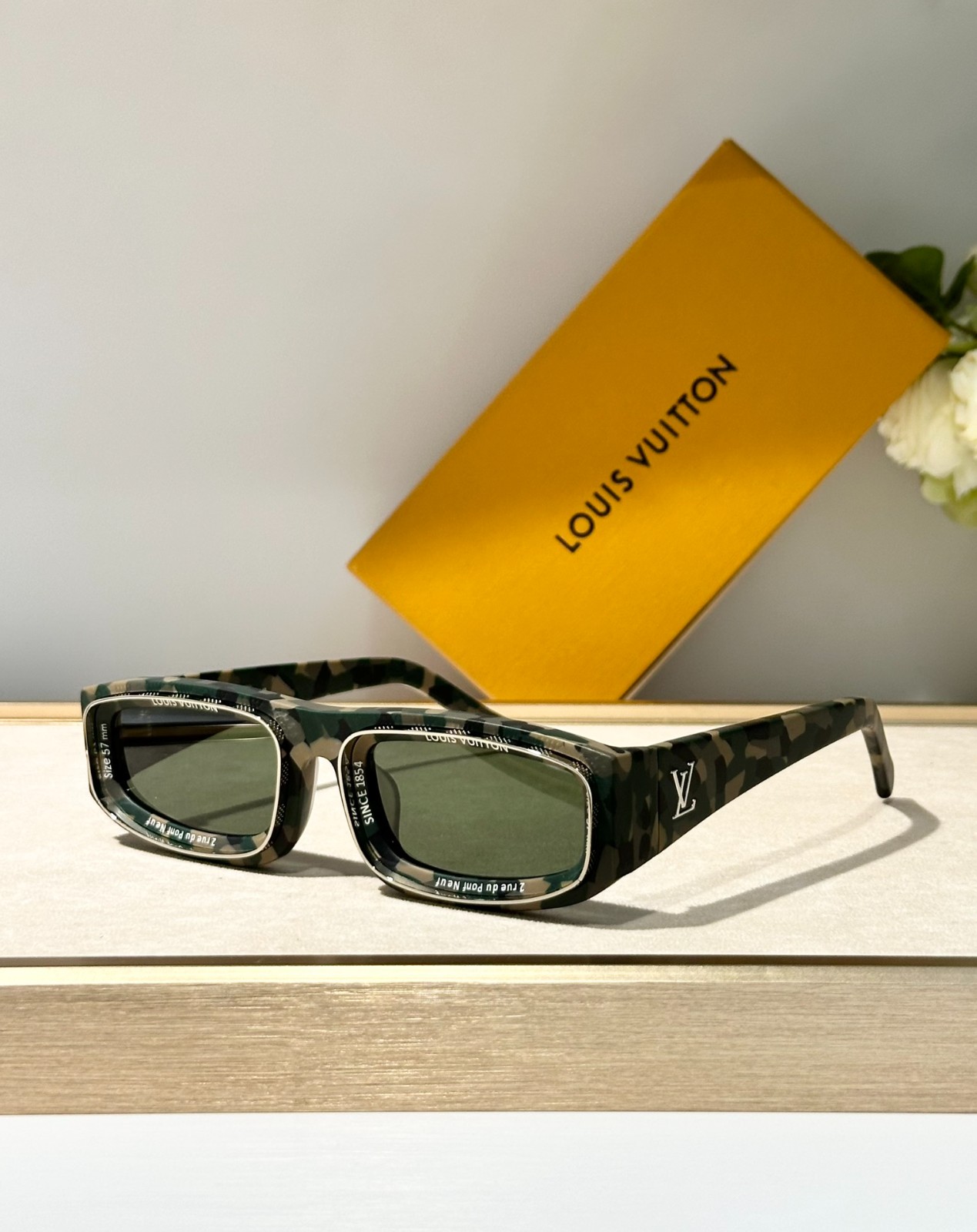 LV 01 glasses