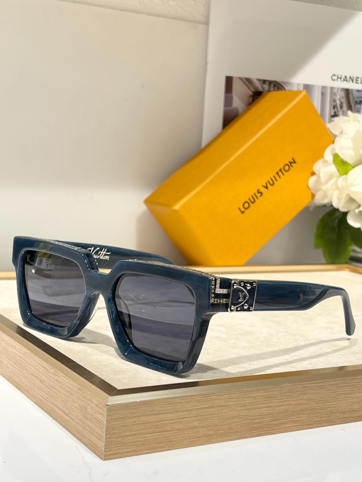 LV 01 glasses